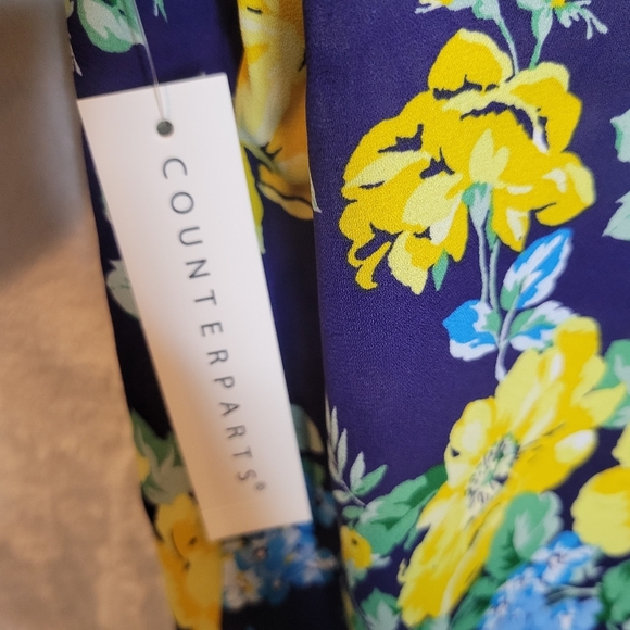NWT Counterparts Floral Print Flowy Plus Size Blouse Top Shirt w/ Front Ties 2X - Picture 4 of 6